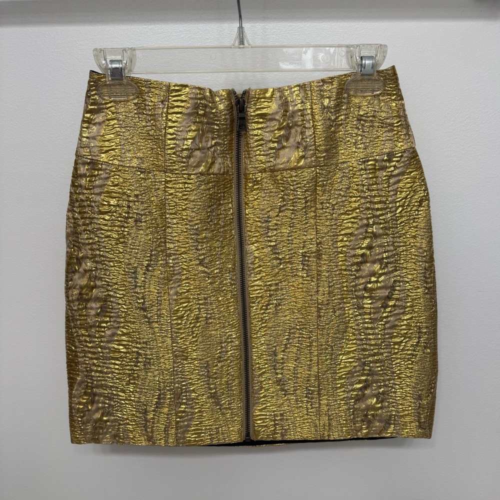 BCBGMaxAzria Gold Textured Women's Skirt NWT Never Worn XS